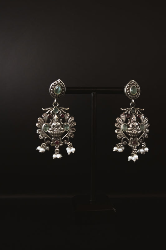 Jhanki Oxidized Earring - Green & Red