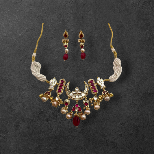 Avy Necklace Set